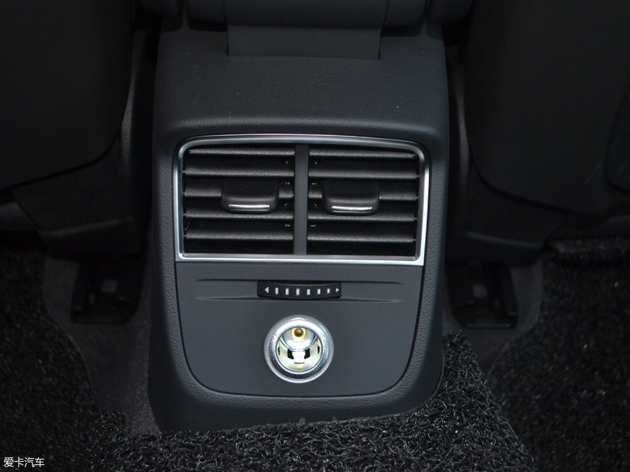 2017WA3 Limousine 35 TFSI L