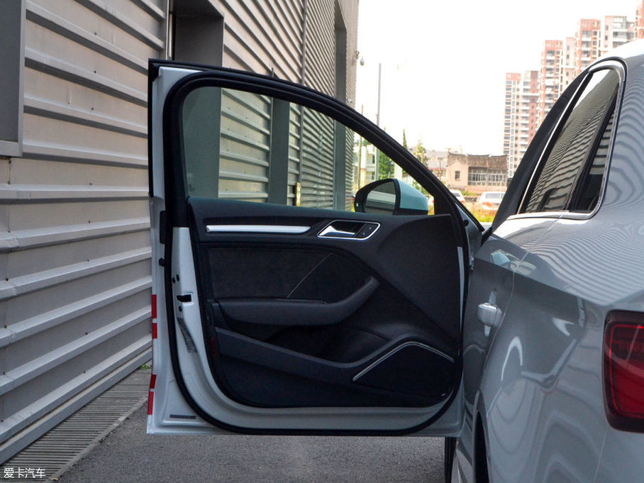 2017?yun)WA3 Limousine 35 TFSI \(yn)(dng)