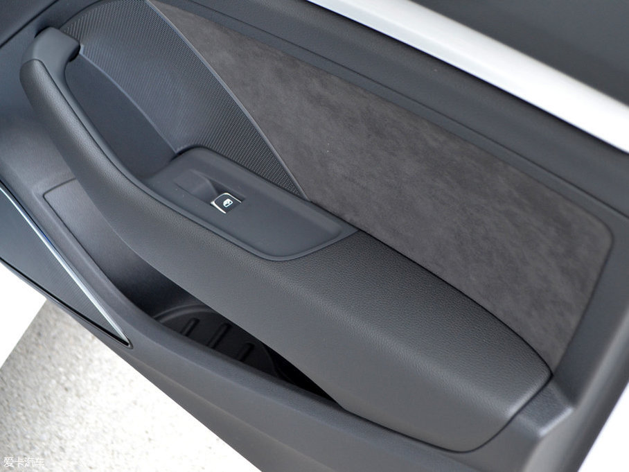 2017WA3 Limousine 35 TFSI \