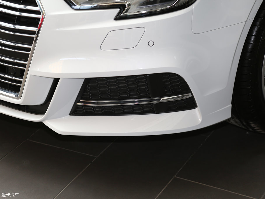 2017WA3 Limousine 35 TFSI r