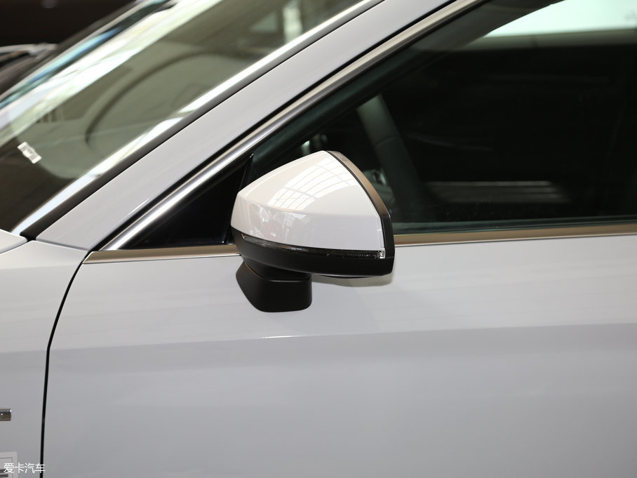 2017WA3 Limousine 35 TFSI r