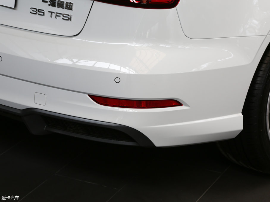 2017WA3 Limousine 35 TFSI r