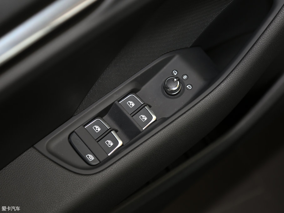 2017WA3 Limousine 35 TFSI r