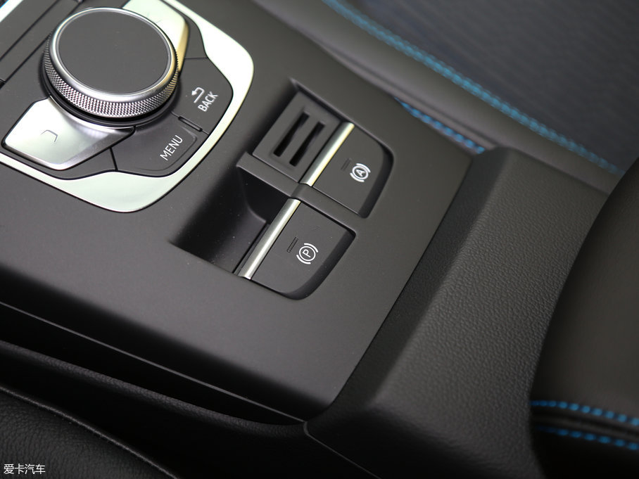 2017WA3 Limousine 35 TFSI r