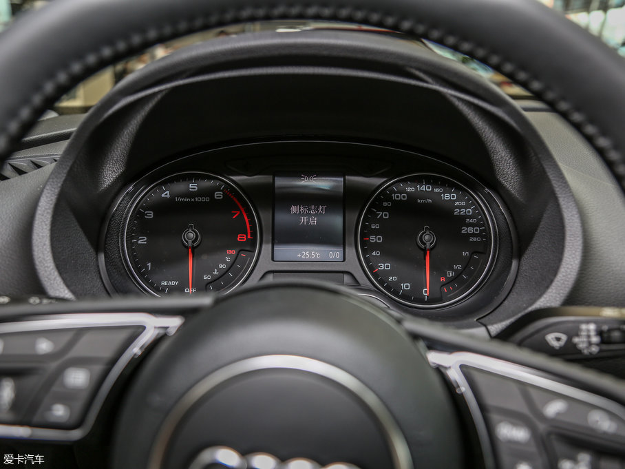 2017WA3 Limousine 35 TFSI r