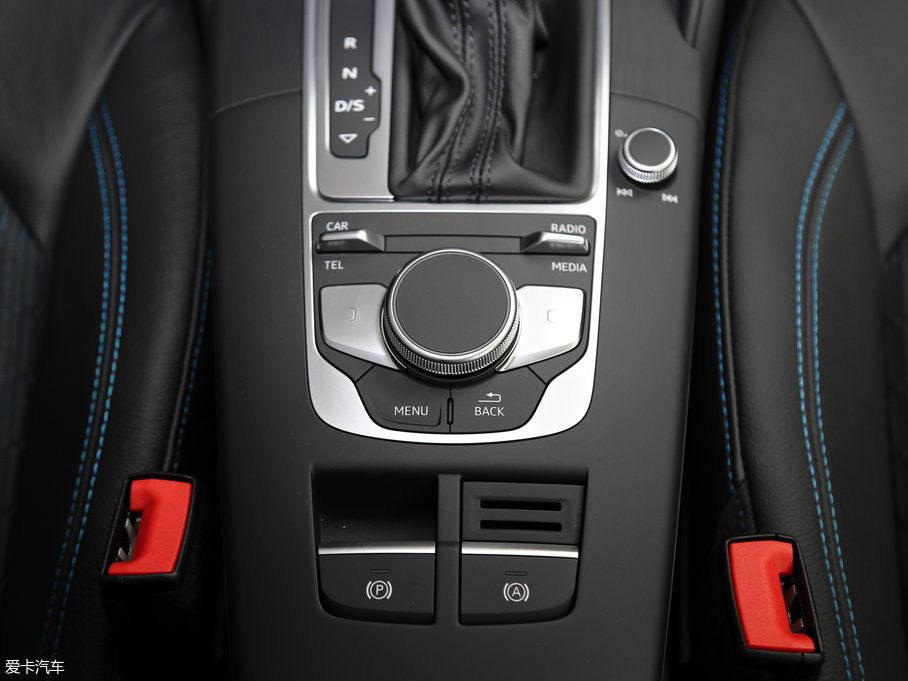 2017WA3 Limousine 35 TFSI r