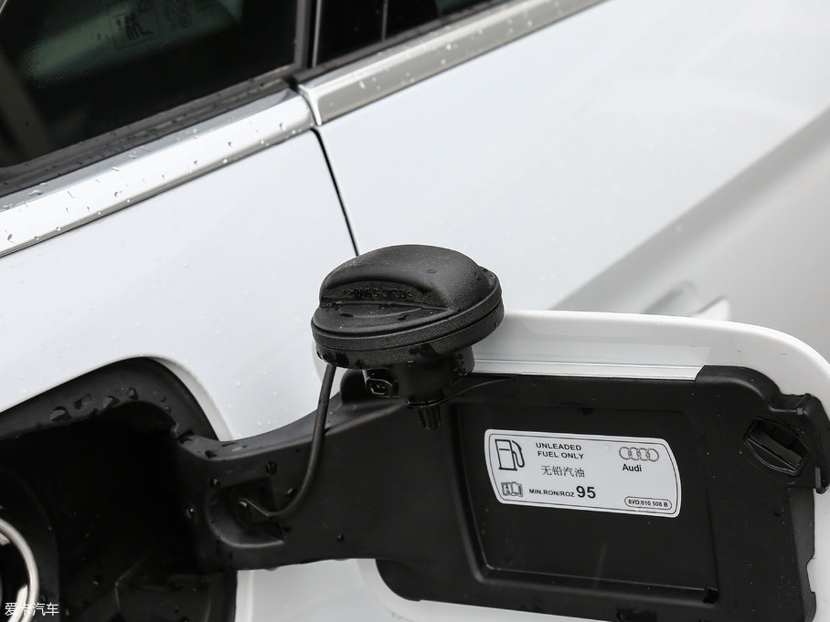 2017?yun)WA3 Limousine 35 TFSI M(jn)ȡ