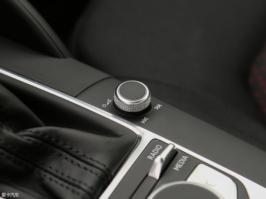 2017WA3 Limousine 35 TFSI Mȡ