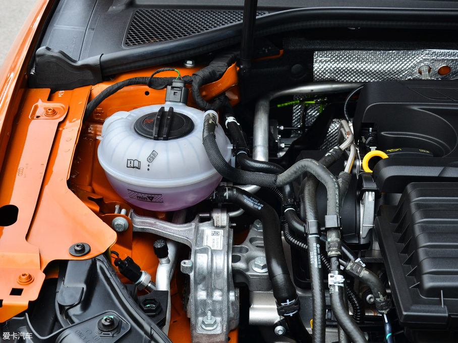 2017WA3 Limousine 35 TFSI r