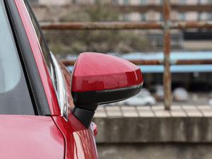 201740 TFSI L(fng) ҕR