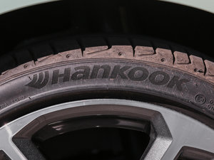 201740 TFSI \(yn)(dng) ݆̥ߴ