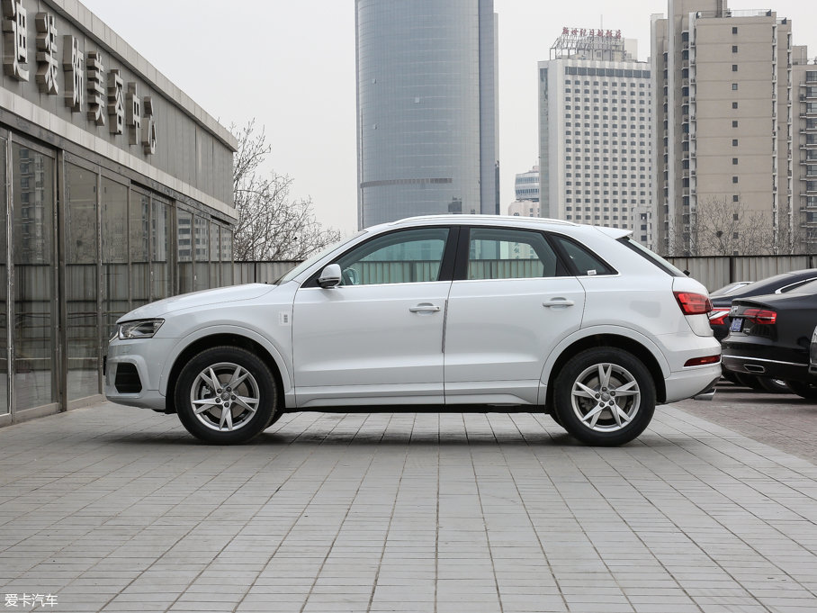 2017?yun)WQ3 30 TFSI r(sh)