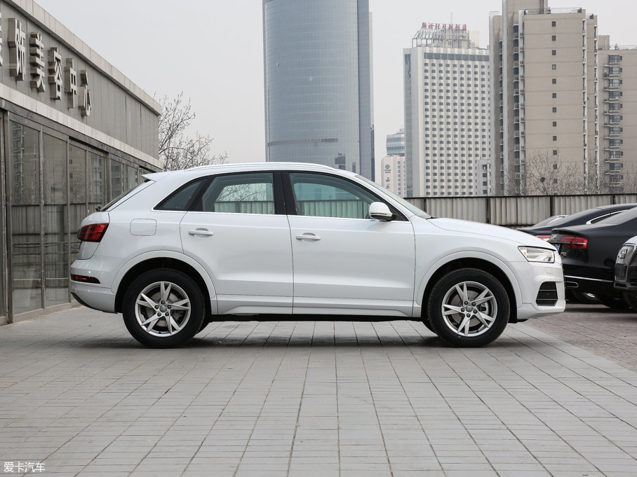 2017?yun)WQ3 30 TFSI r(sh)