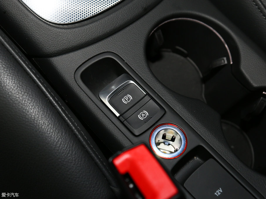 2017?yun)WQ3 30 TFSI L(fng)