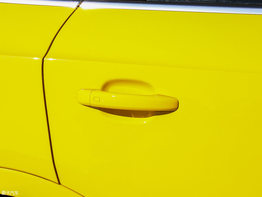 2017?yun)WQ3 35 TFSI L(fng)