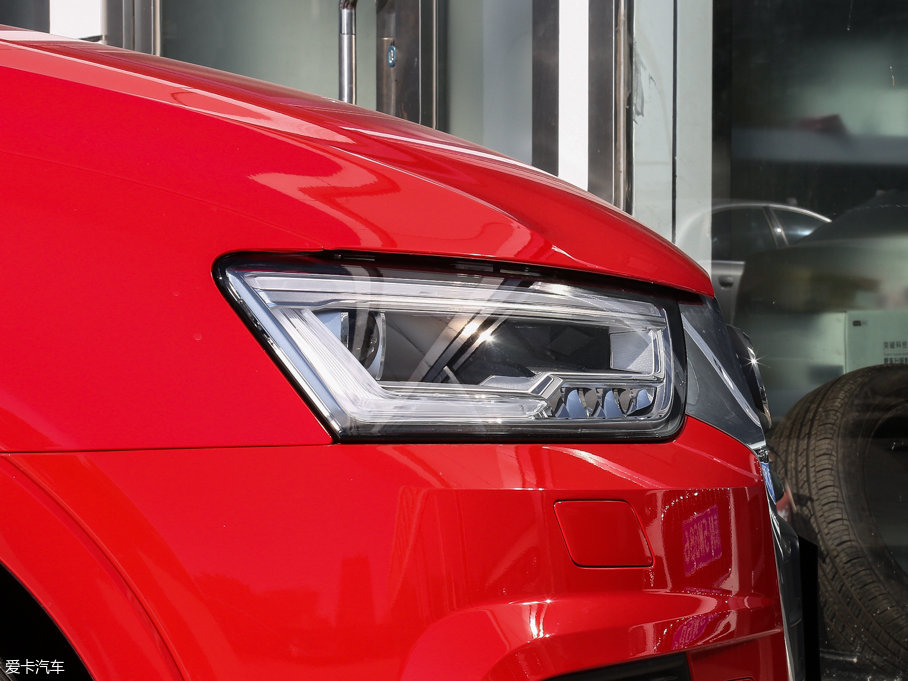 2017WQ3 40 TFSI quattro ȫr\