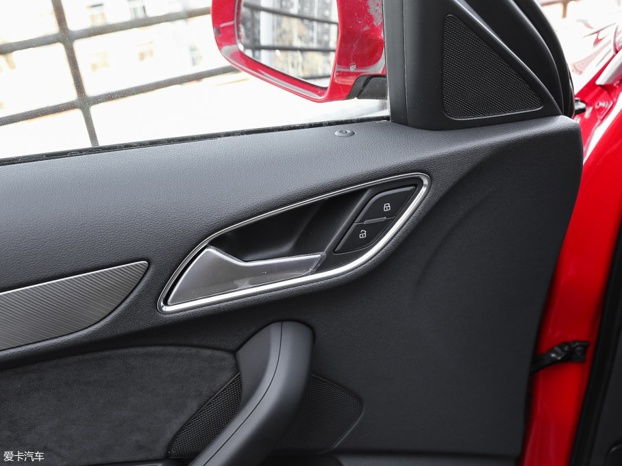 2017?yun)WQ3 40 TFSI quattro ȫr(sh)(q)\(yn)(dng)