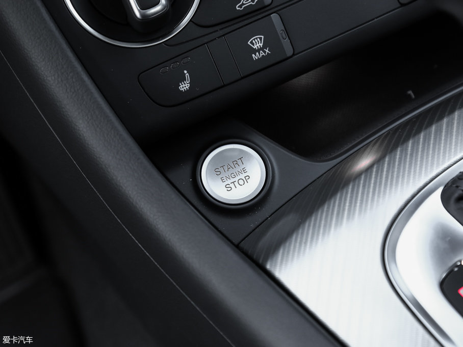 2017WQ3 40 TFSI quattro ȫr\