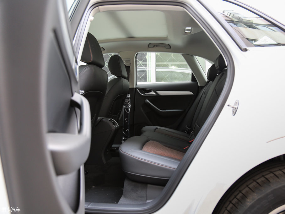 2017?yun)WQ3 35 TFSI r(sh)