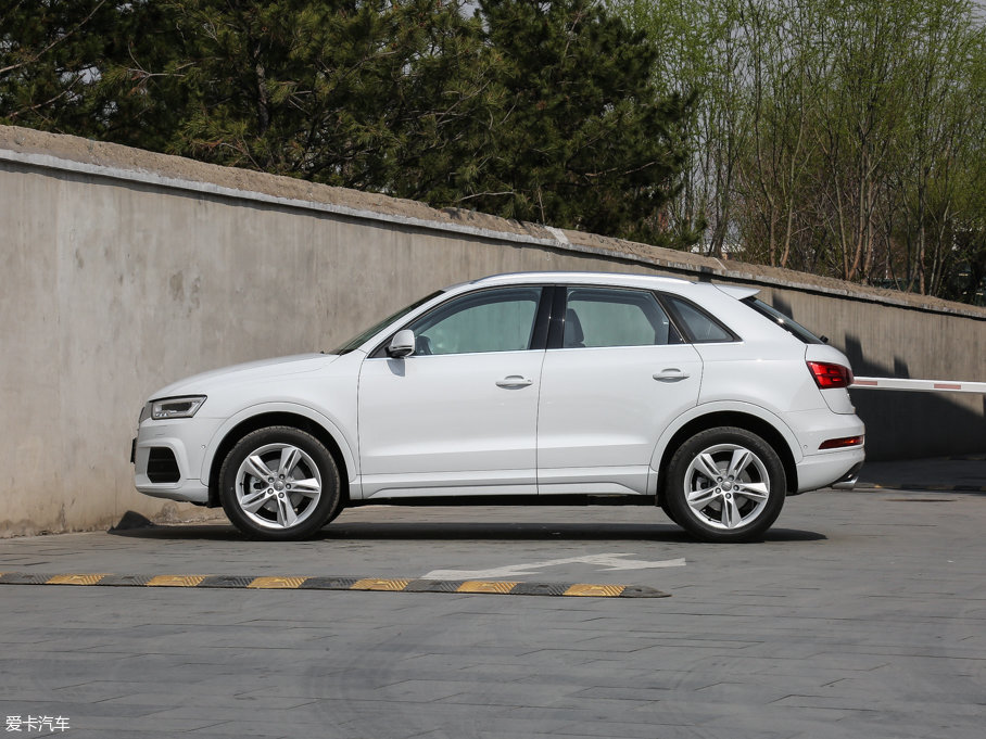 2017WQ3 35 TFSI quattro ȫrL