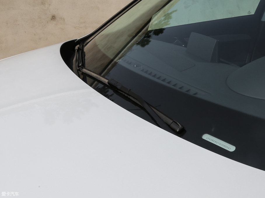 2017WQ3 35 TFSI quattro ȫrL