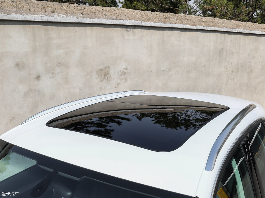 2017WQ3 35 TFSI quattro ȫrL