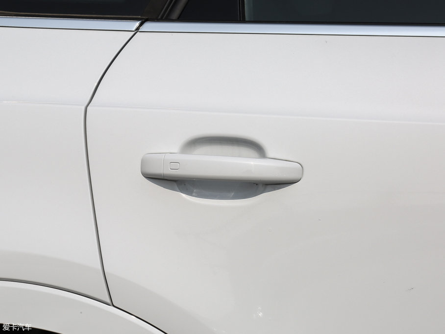 2017?yun)WQ3 35 TFSI quattro ȫr(sh)(q)L(fng)