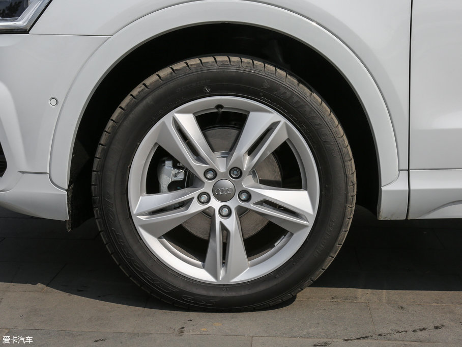 2017WQ3 35 TFSI quattro ȫrL