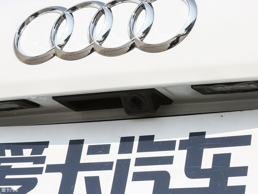 2017WQ3 35 TFSI quattro ȫrL