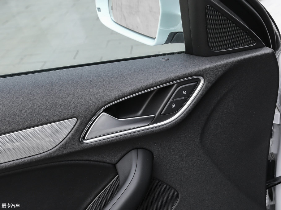 2017WQ3 35 TFSI quattro ȫr(q)L(fng)