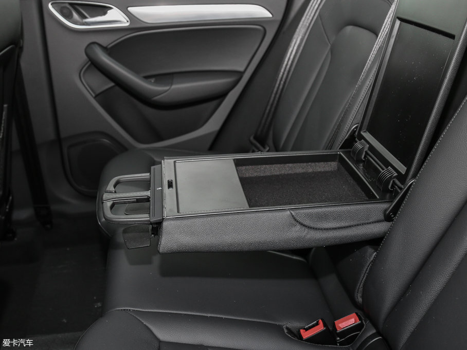 2017WQ3 35 TFSI quattro ȫrL