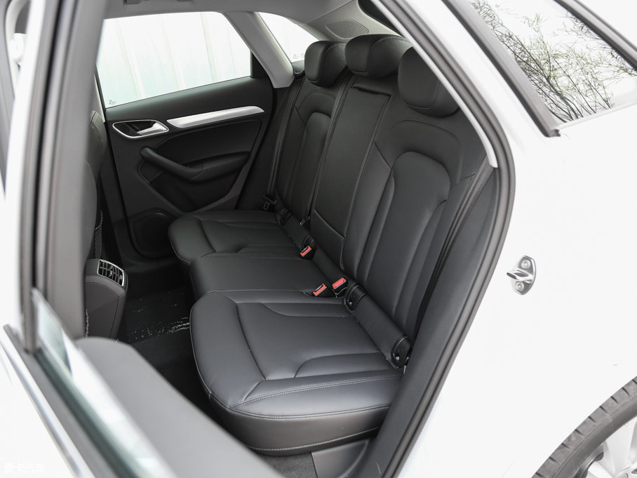 2017WQ3 35 TFSI quattro ȫrL