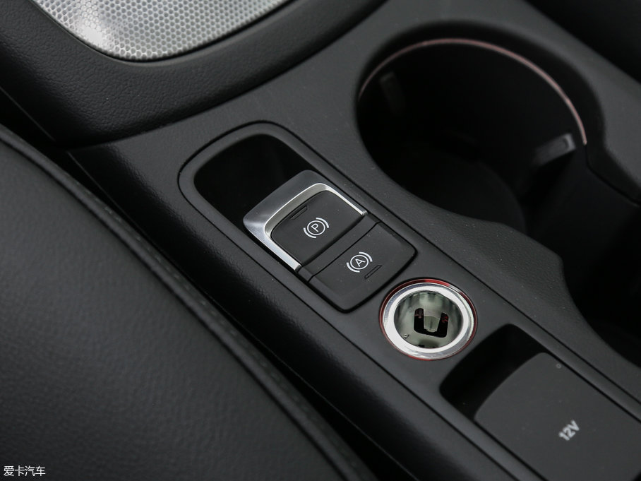 2017?yun)WQ3 35 TFSI quattro ȫr(sh)(q)L(fng)