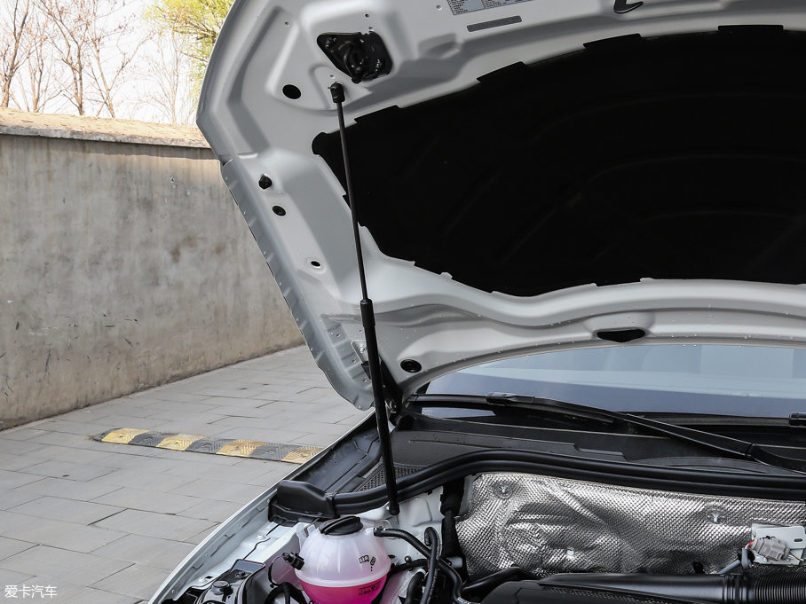 2017WQ3 35 TFSI quattro ȫrL