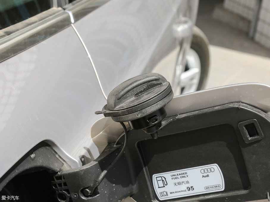 2017?yun)WQ3 30 TFSI r(sh)