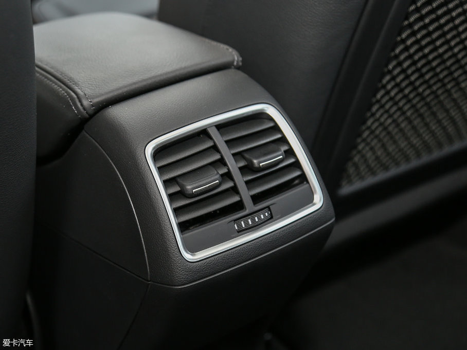 2017?yun)WQ3 30 TFSI r(sh)