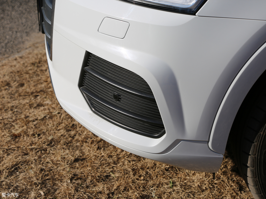 2017WQ3 40 TFSI quattro ȫr\