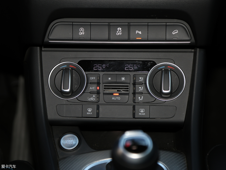 2017WQ3 40 TFSI quattro ȫr\