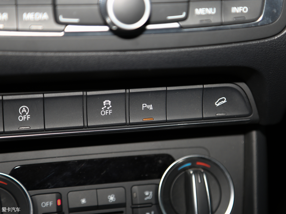 2017WQ3 40 TFSI quattro ȫr\