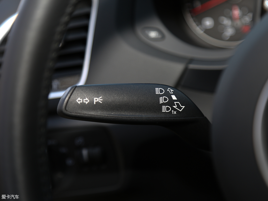 2017WQ3 40 TFSI quattro ȫr(q)\(yn)