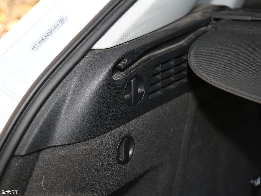 2017WQ3 40 TFSI quattro ȫr\