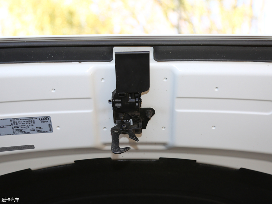 2017?yun)WQ3 40 TFSI quattro ȫr(sh)(q)\(yn)(dng)