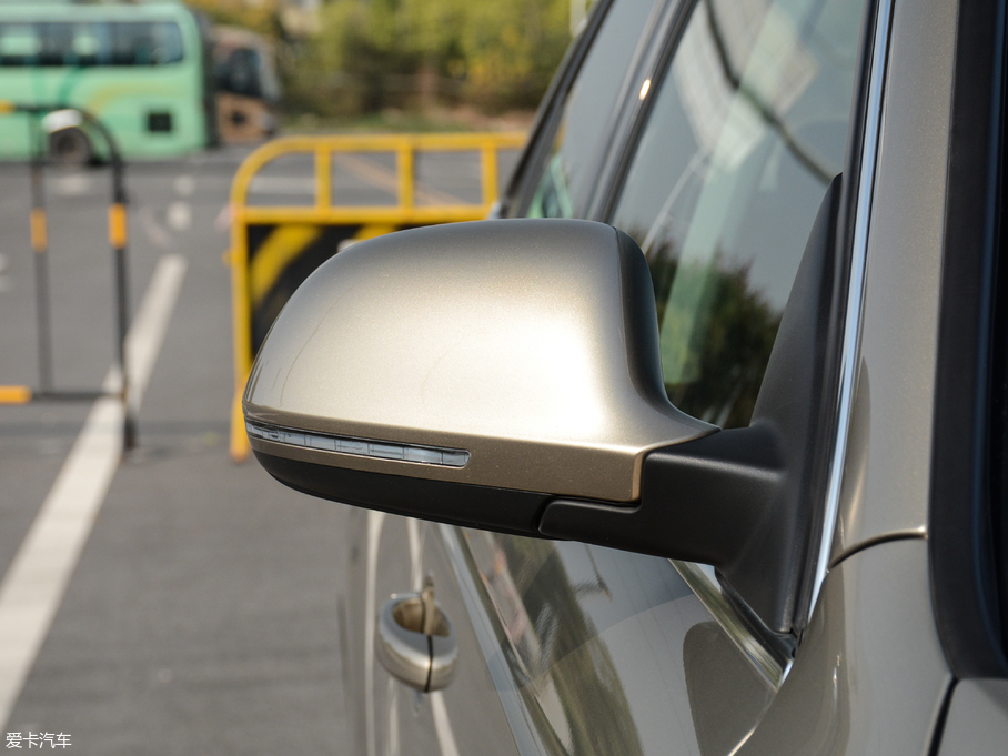 2017WQ3 40 TFSI quattro ȫr(q)L(fng)