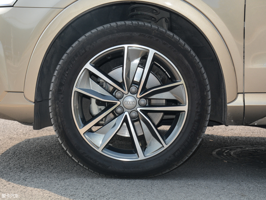 2017WQ3 40 TFSI quattro ȫrL