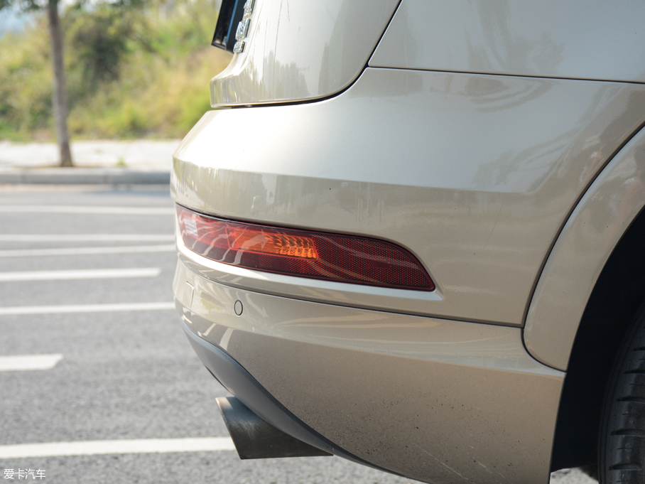 2017WQ3 40 TFSI quattro ȫrL