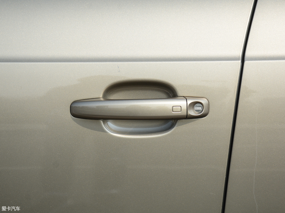 2017WQ3 40 TFSI quattro ȫrL