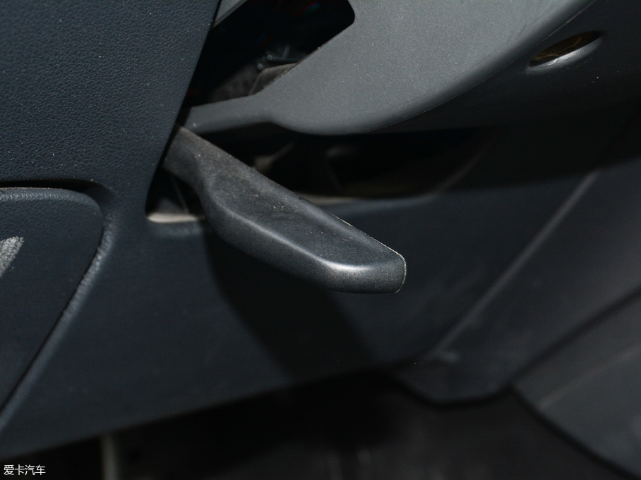 2017WQ3 40 TFSI quattro ȫrL