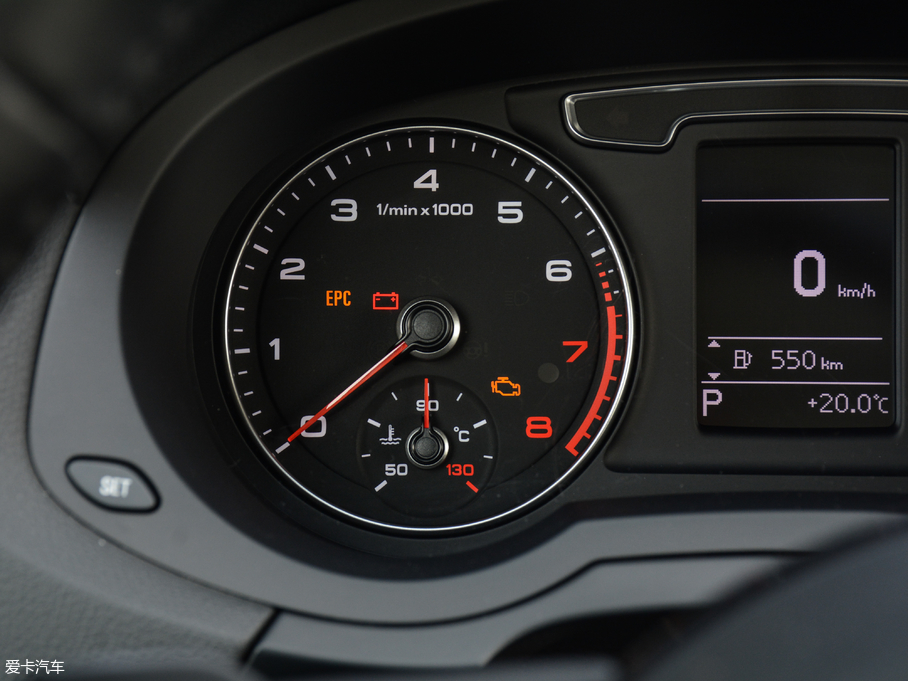 2017WQ3 40 TFSI quattro ȫrL