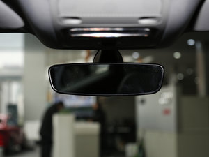 2017款30 TFSI 风尚型 车内后视镜