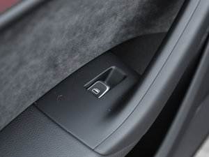 201740 TFSI quattro ȫr\ g